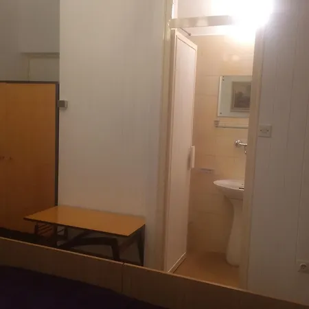 Studio Duce 4795e Appartement Dugi Rat
